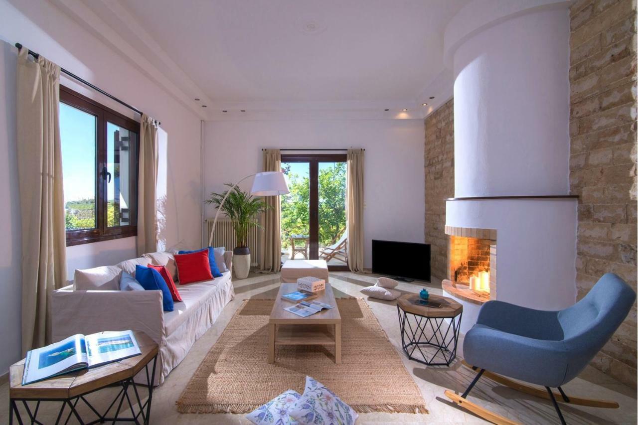 Luxury Villa Rosita W Heated Pool - Nature And Relax Epano Vathia Extérieur photo